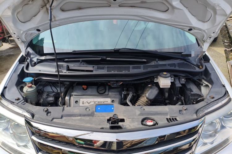 Used Honda Elysion 2015 2.4L VTi-S Prestige Edition Engine Bay