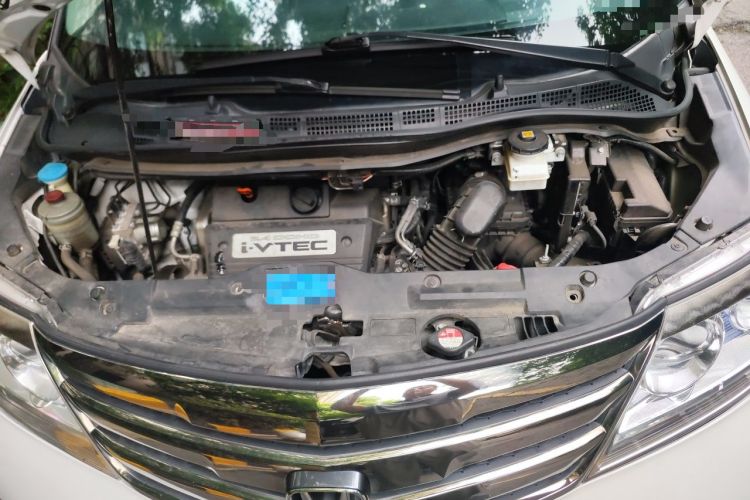 Used Honda Elysion 2015 2.4L VTi-S Prestige Edition Engine Bay