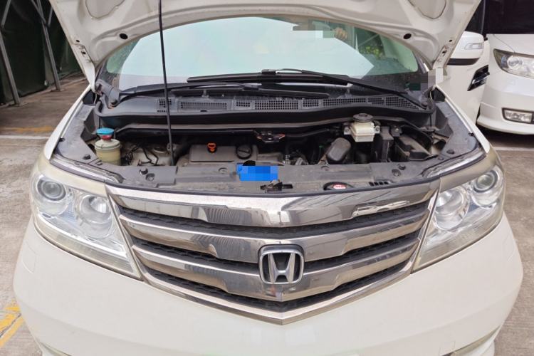 Used Honda Elysion 2015 2.4L VTi-S Prestige Edition Engine Bay