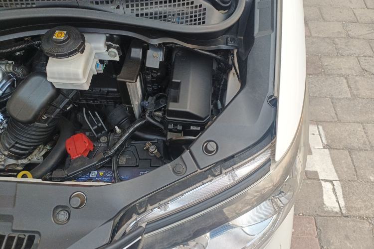 Used Honda Elysion 2015 2.4L VTi-S Prestige Edition Engine Bay Left