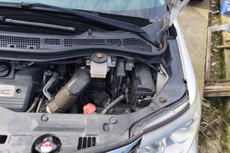 Used Honda Elysion 2015 2.4L VTi-S Prestige Edition Engine Bay Left