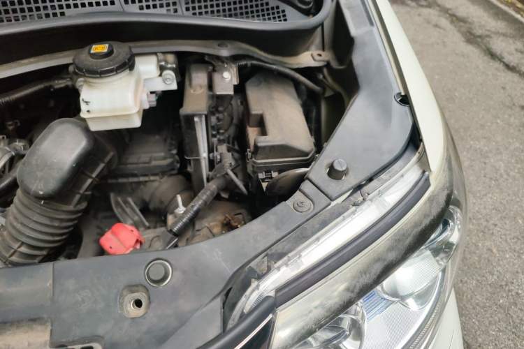 Used Honda Elysion 2015 2.4L VTi-S Prestige Edition Engine Bay Left