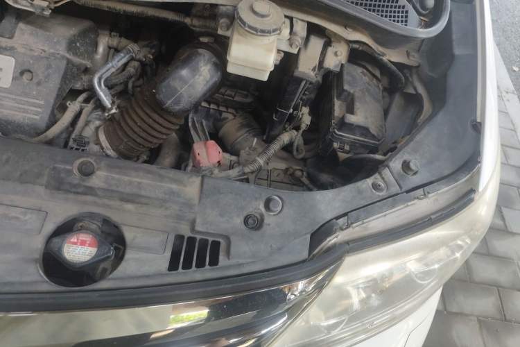 Used Honda Elysion 2015 2.4L VTi-S Prestige Edition Engine Bay Left