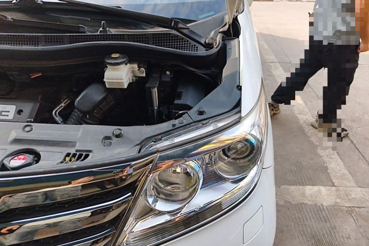 Used Honda Elysion 2015 2.4L VTi-S Prestige Edition Engine Bay Left