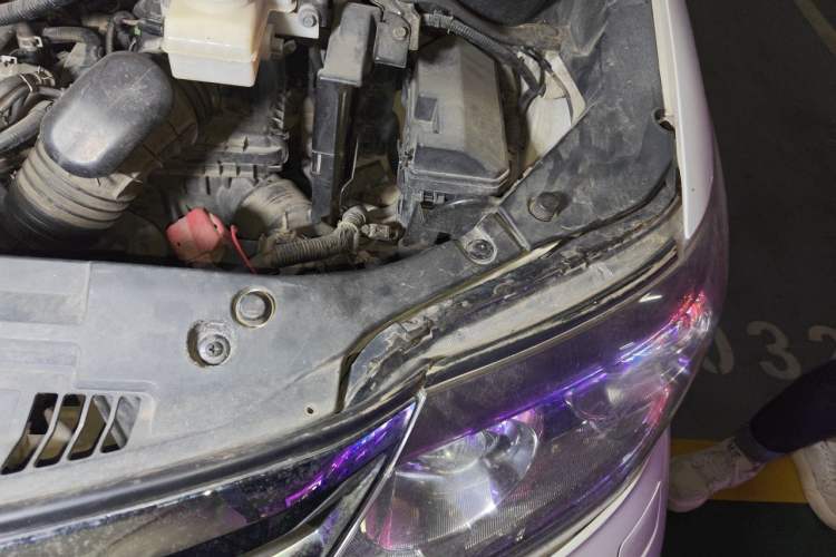 Used Honda Elysion 2015 2.4L VTi-S Prestige Edition Engine Bay Left