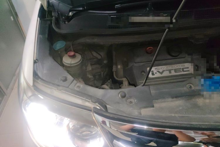 Used Honda Elysion 2015 2.4L VTi-S Prestige Edition Engine Bay Right