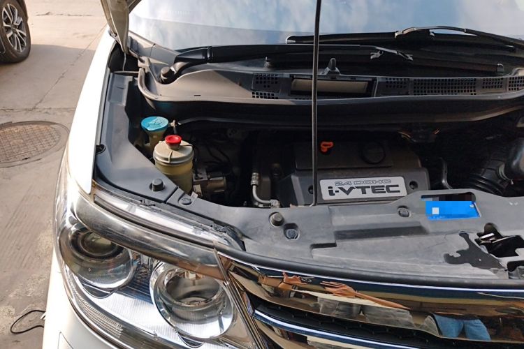 Used Honda Elysion 2015 2.4L VTi-S Prestige Edition Engine Bay Right