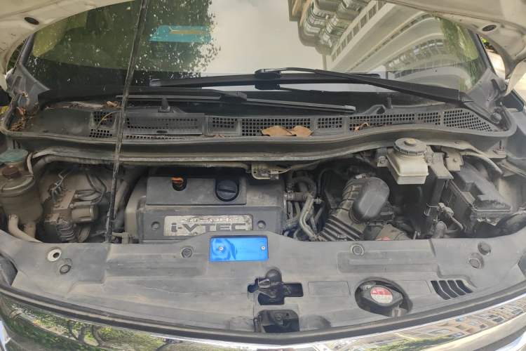 Used Honda Elysion 2015 2.4L VTi Luxury Edition Engine Bay
