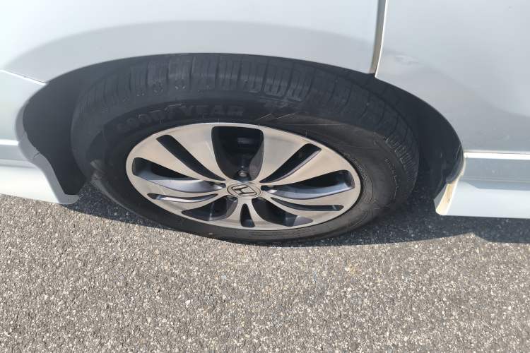 Used Honda Elysion 2015 2.4L VTi-S Prestige Edition Exterior 5
