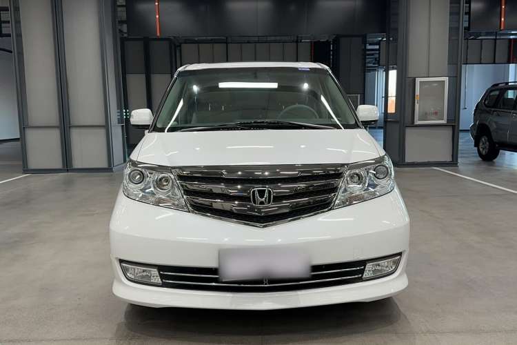 Used Honda Elysion 2015 2.4L VTi-S Prestige Edition Front