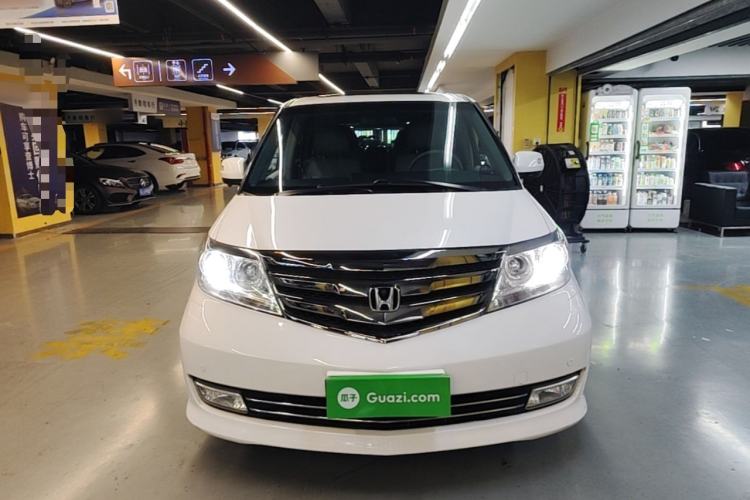 Used Honda Elysion 2015 2.4L VTi-S Prestige Edition Front