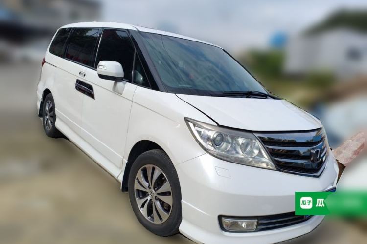 Used Honda Elysion 2015 2.4L VTi-S Prestige Edition Front Right 45 Deg