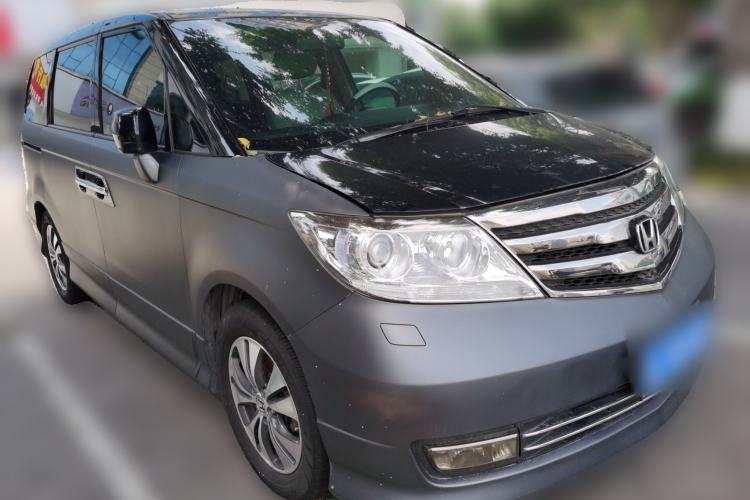 Used Honda Elysion 2015 2.4L VTi-S Prestige Edition Front Right 45 Deg
