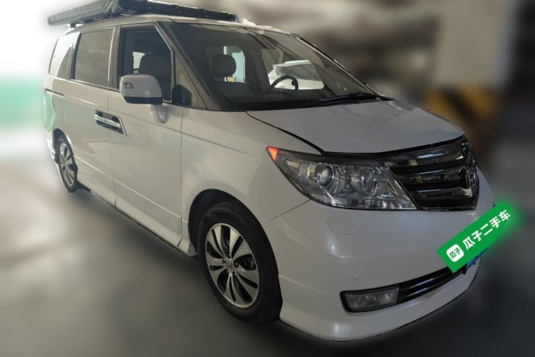 Used Honda Elysion 2015 2.4L VTi-S Prestige Edition Front Right 45 Deg