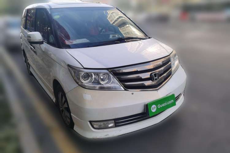 Used Honda Elysion 2015 2.4L VTi-S Prestige Edition Front Right 45 Deg