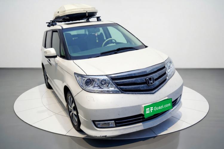Used Honda Elysion 2015 2.4L VTi-S Prestige Edition Front Right 45 Deg