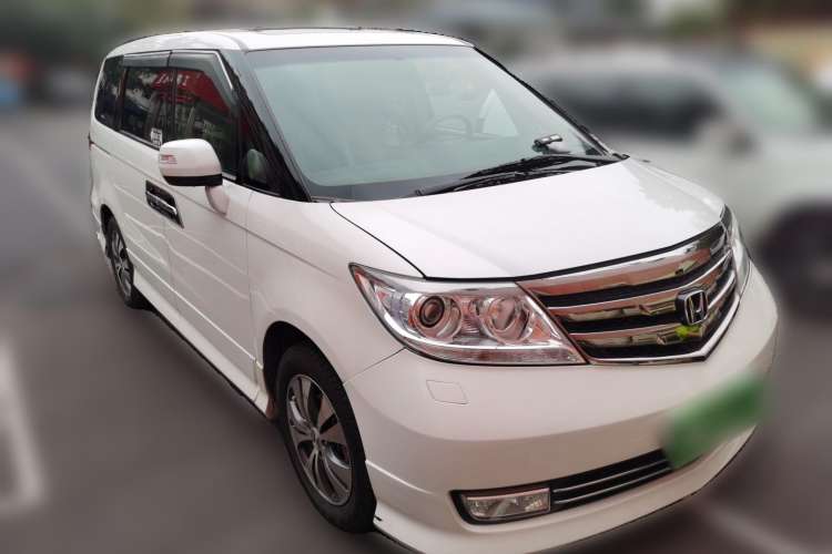Used Honda Elysion 2015 2.4L VTi-S Prestige Edition Front Right 45 Deg