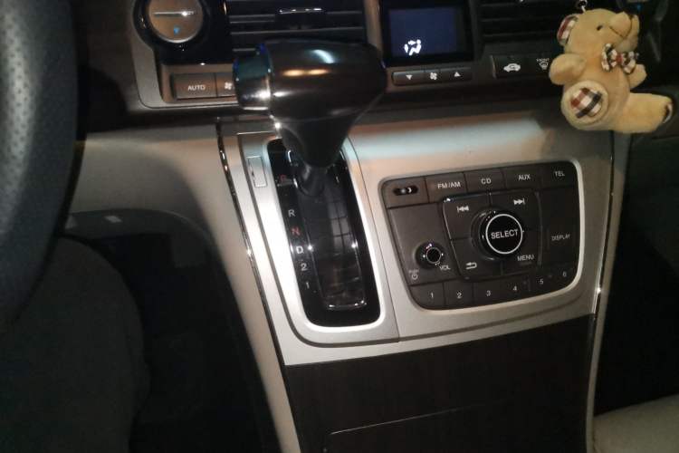Used Honda Elysion 2015 2.4L VTi-S Prestige Edition Gear Lever