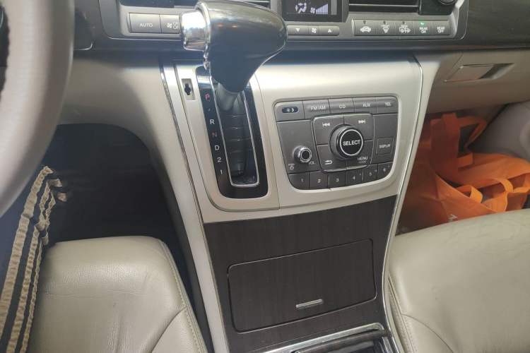 Used Honda Elysion 2015 2.4L VTi Luxury Edition Gear Lever
