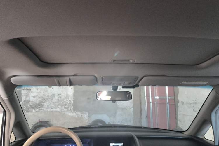 Used Honda Elysion 2015 2.4L VTi-S Prestige Edition Headliner