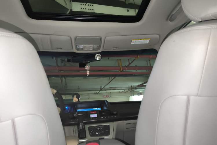 Used Honda Elysion 2015 2.4L VTi-S Prestige Edition Headliner