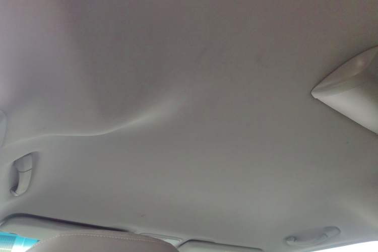 Used Honda Elysion 2015 2.4L VTi Comfort Version Headliner