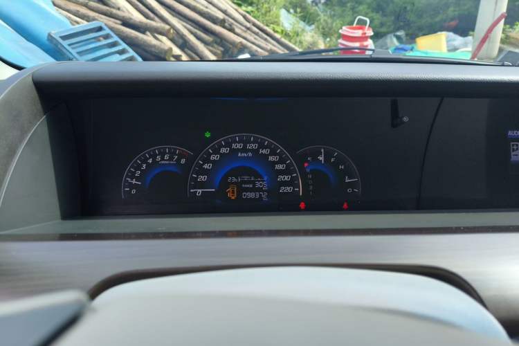 Used Honda Elysion 2015 2.4L VTi-S Prestige Edition Instrument Cluster
