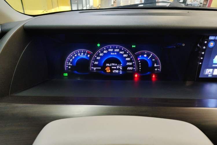 Used Honda Elysion 2015 2.4L VTi-S Prestige Edition Instrument Cluster