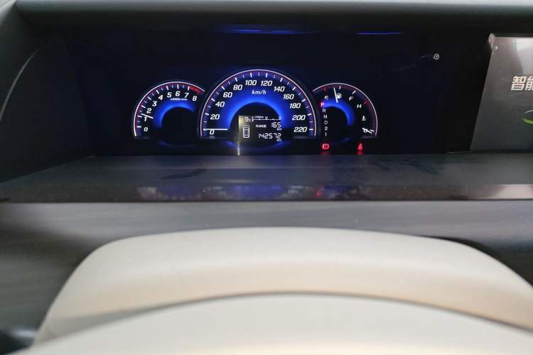 Used Honda Elysion 2015 2.4L VTi-S Prestige Edition Instrument Cluster