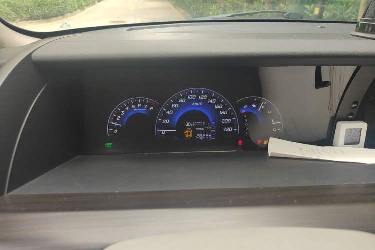 Used Honda Elysion 2015 2.4L VTi Luxury Edition Instrument Cluster