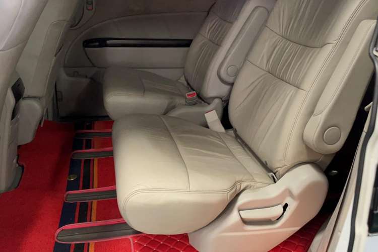 Used Honda Elysion 2015 2.4L VTi-S Prestige Edition Interior 1