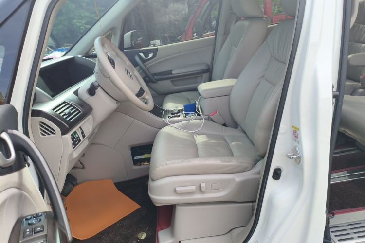 Used Honda Elysion 2015 2.4L VTi-S Prestige Edition Left Front Seat