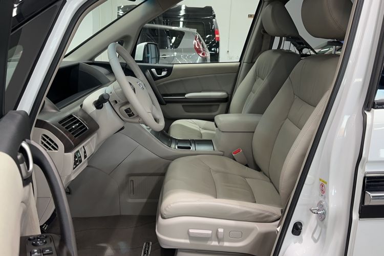 Used Honda Elysion 2015 2.4L VTi-S Prestige Edition Left Front Seat