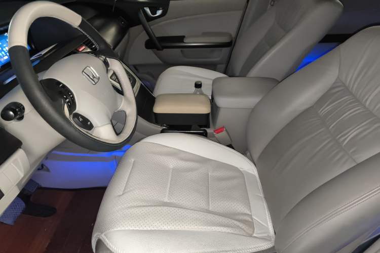 Used Honda Elysion 2015 2.4L VTi-S Prestige Edition Left Front Seat