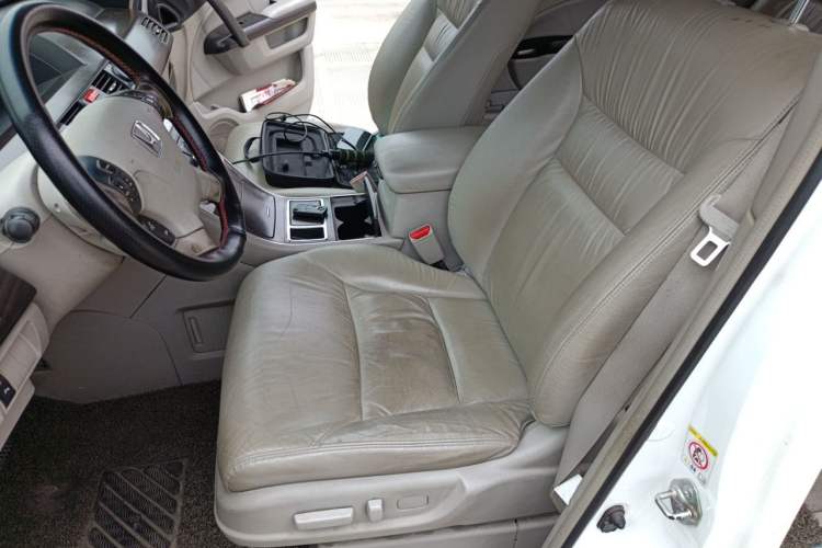 Used Honda Elysion 2015 2.4L VTi-S Prestige Edition Left Front Seat
