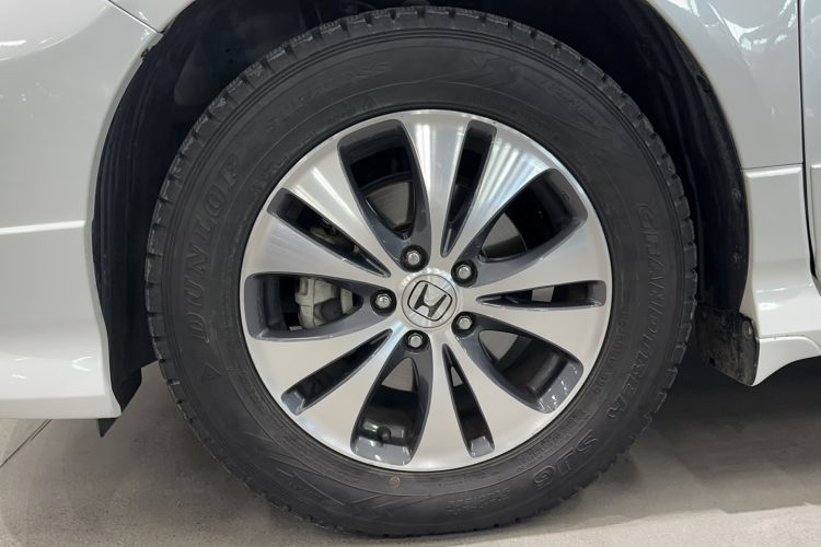 Used Honda Elysion 2015 2.4L VTi-S Prestige Edition Left Front Wheel Hub
