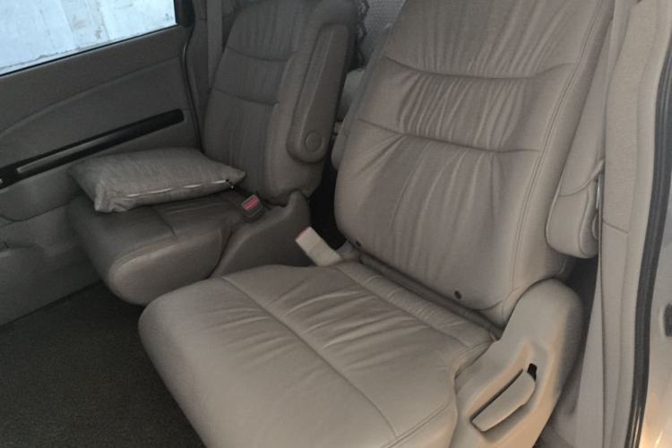 Used Honda Elysion 2015 2.4L VTi-S Prestige Edition Left Rear Seat
