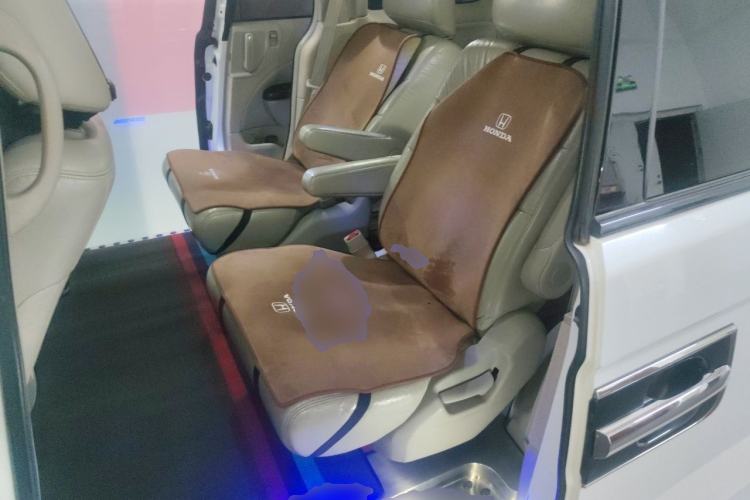 Used Honda Elysion 2015 2.4L VTi-S Prestige Edition Left Rear Seat