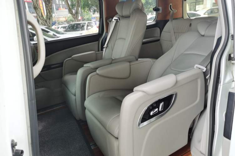 Used Honda Elysion 2015 2.4L VTi-S Prestige Edition Left Rear Seat