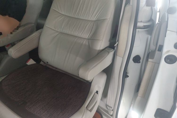 Used Honda Elysion 2015 2.4L VTi-S Prestige Edition Left Rear Seat