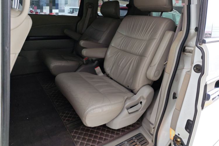 Used Honda Elysion 2015 2.4L VTi-S Prestige Edition Left Rear Seat