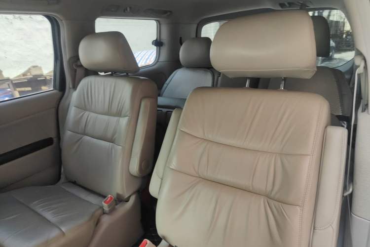 Used Honda Elysion 2015 2.4L VTi-S Prestige Edition Left Rear Seat