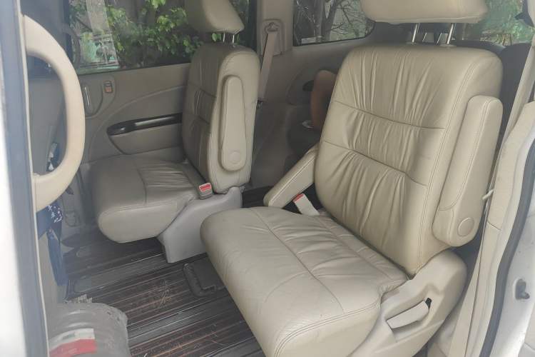 Used Honda Elysion 2015 2.4L VTi Luxury Edition Left Rear Seat