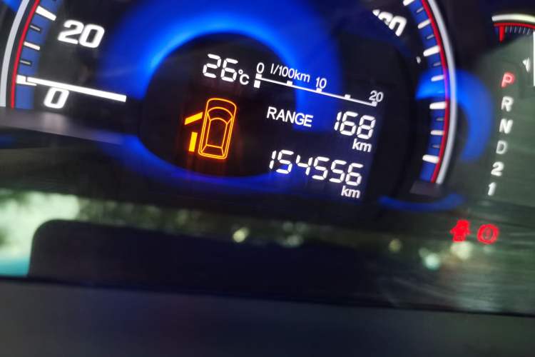 Used Honda Elysion 2015 2.4L VTi-S Prestige Edition Odometer Close Up