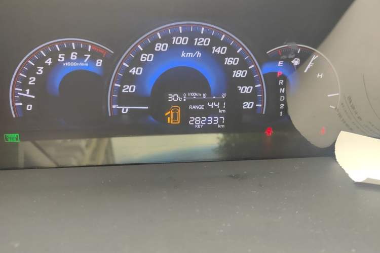 Used Honda Elysion 2015 2.4L VTi Luxury Edition Odometer Close Up