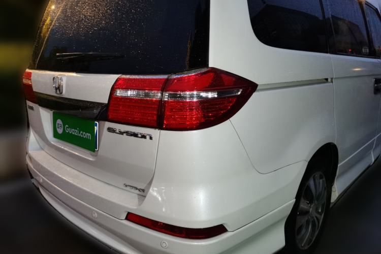 Used Honda Elysion 2015 2.4L VTi-S Prestige Edition Rear Right 45 Deg