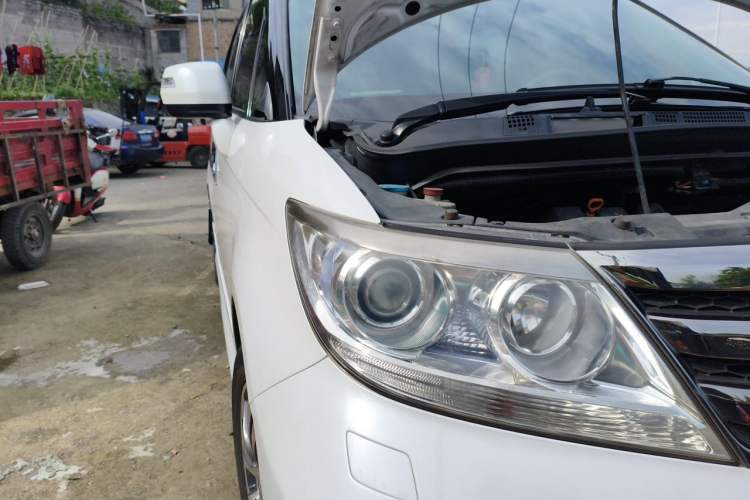 Used Honda Elysion 2015 2.4L VTi-S Prestige Edition Right Front Headlight
