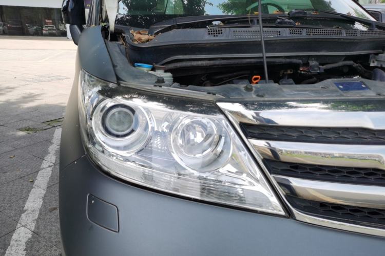 Used Honda Elysion 2015 2.4L VTi-S Prestige Edition Right Front Headlight