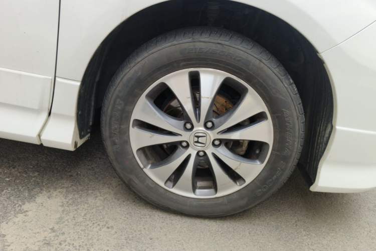 Used Honda Elysion 2015 2.4L VTi-S Prestige Edition Right Front Wheel Hub