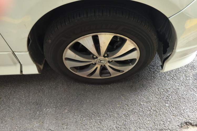 Used Honda Elysion 2015 2.4L VTi-S Prestige Edition Right Front Wheel Hub